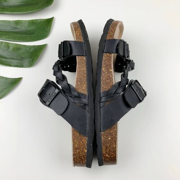 Kidmi Sandals Slip On Strappy Black Faux Leather Comfort Shoes Women's 37 US 7 - Picture 5 of 7